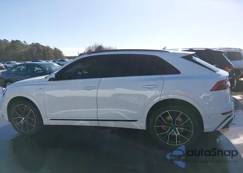 2019 Audi Q8 55 Premium z USA, uszkodzony, nr VIN WA1EVAF10KD005931